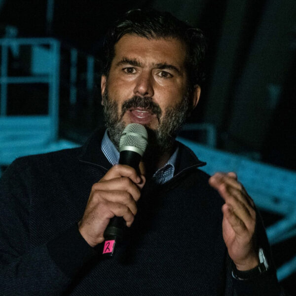 El empresario José Miguel Bejos, conocido por ser propietario del equipo de béisbol Pericos de Puebla, aparece entre los principales interesados en adquirir a los Rojinegros del Atlas. FOTO: Cuartoscuro.