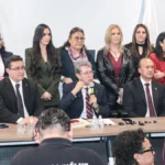 Ricardo Monreal reconoció desde Puebla que a Morena no le alcanza para aprobar la reforma electoral; “ni al Santo Niño de Atocha” le pediría el milagro de conseguir los votos faltantes. FOTO: EsImagen.