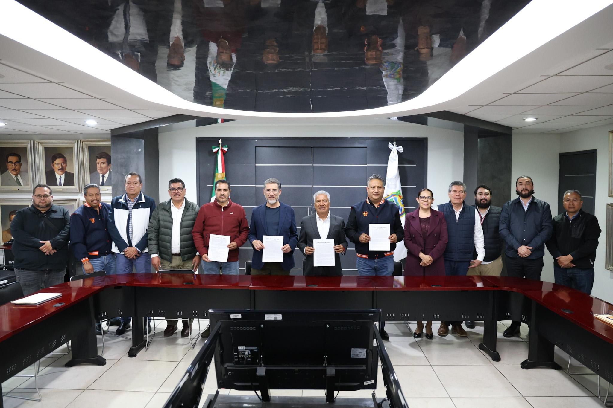 La SEP Puebla abrió la convocatoria para renovar direcciones en 17 instituciones tras las protestas realizadas. FOTO: SEP Puebla.