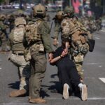 Suman 12 connacionales muertos bajo custodia estadounidense en 2026; Cancillería ya analiza medidas tras la dudosa versión de un "suicidio" en el caso del joven Royer Pérez. FOTO: El País.