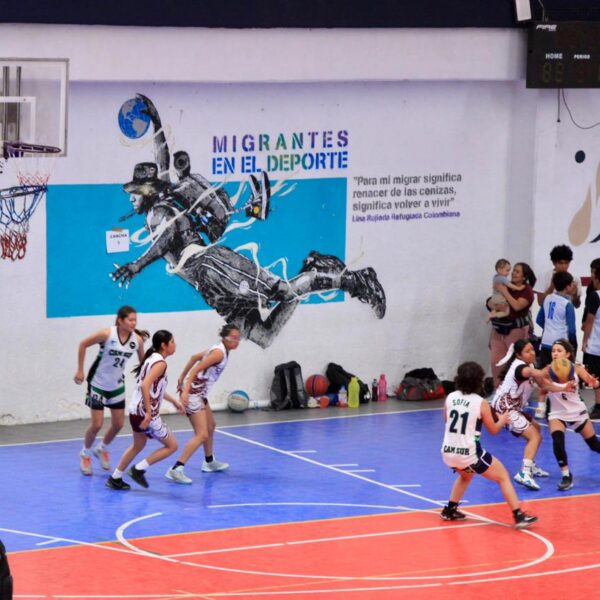 El Gobierno de Pepe Chedraui rompió récord con 57 equipos en el Torneo de los Barrios de Baloncesto 3x3.