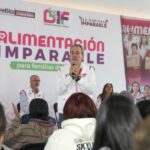 El SMDIF y el Ayuntamiento de la capital poblana entregó más de 3 mil despensas en el Barrio de Analco como parte de su estrategia de seguridad alimentaria.