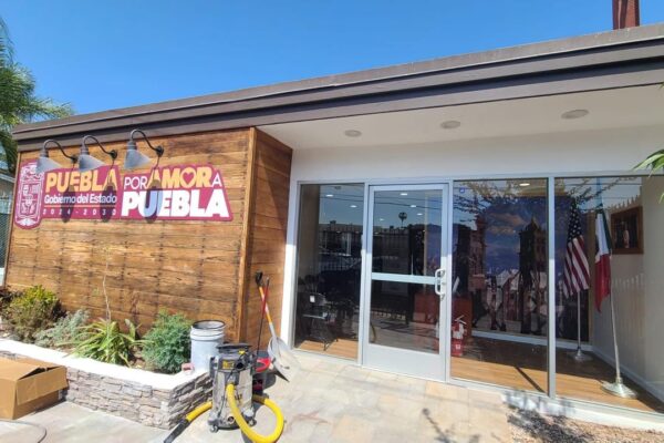 Houston y Madrid abrirán sedes de atención a migrantes poblanos, anunció el gobierno estatal.