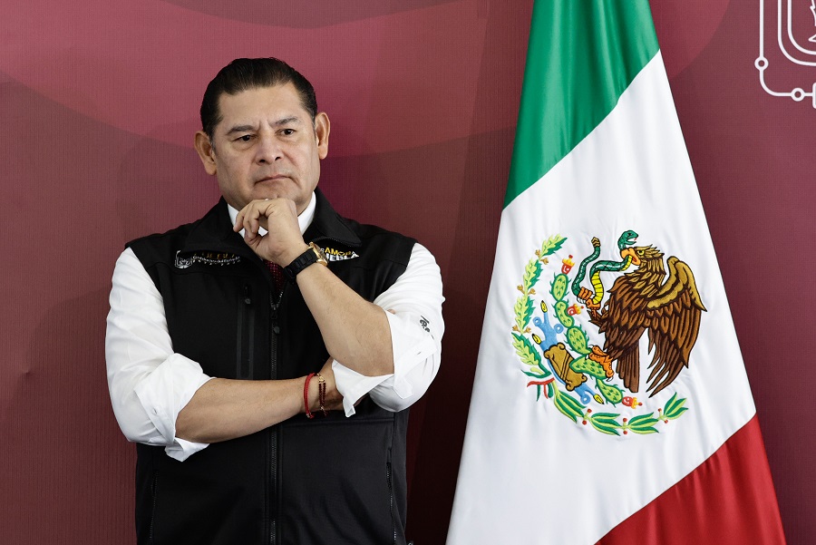 Armenta acusa a TV Azteca de usar “bots” extranjeros para atacar el Cablebús