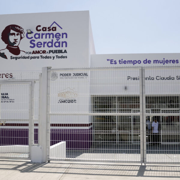 Puebla dejó de estar en el "top 10" de estados con más feminicidios a nivel nacional; abrirán 12 nuevos espacios de apoyo para seguir combatiendo la violencia de género.