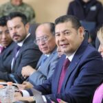 Armenta señaló que quienes se oponen al Cablebús podrían desconocer sus beneficios en movilidad o tener intereses particulares. FOTO: X @armentapuebla_.