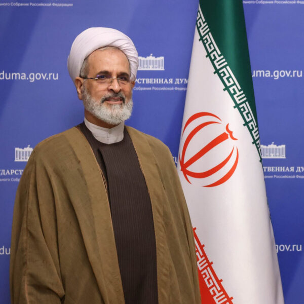 Tras la muerte de Alí Jameneí, Irán activó un Consejo de Liderazgo provisional; Alireza Arafi surge como figura clave en la transición.. FOTO: DUMA.GOV.RU