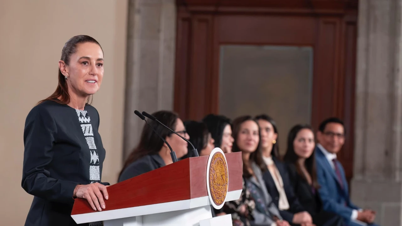 El gobierno de Claudia Sheinbaum anunció un acuerdo con Google, Meta y TikTok para prevenir y atender la violencia digital contra mujeres en México.