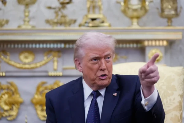 Donald Trump amenazó con cortar todo el comercio con España tras la negativa de Madrid a permitir el uso de bases militares para operaciones contra Irán. FOTO: La Sexta.