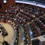 Ignacio Mier reconoció que no hay fecha para la discusión de la reforma electoral en el Senado tras cambios en el dictamen y falta de consenso. FOTO: Octavio Hoyos.