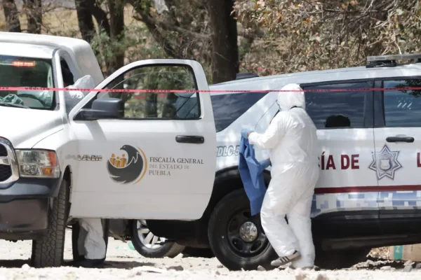 Localizaron el cuerpo de una mujer con huellas de violencia cerca del panteón de San Sebastián de Aparicio. FOTO: El Sol de Puebla.