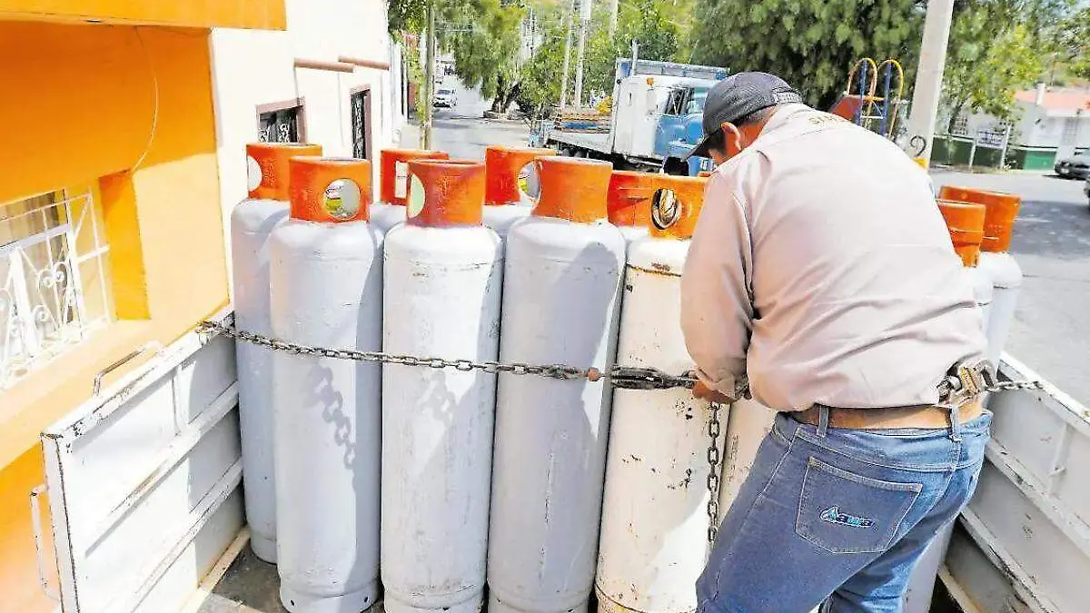 El precio del gas LP mantiene una tendencia al alza en Puebla, acumulando varias semanas de incrementos que ya comienzan a reflejarse en el gasto cotidiano de los hogares. FOTO: El Sol de Zacatecas.