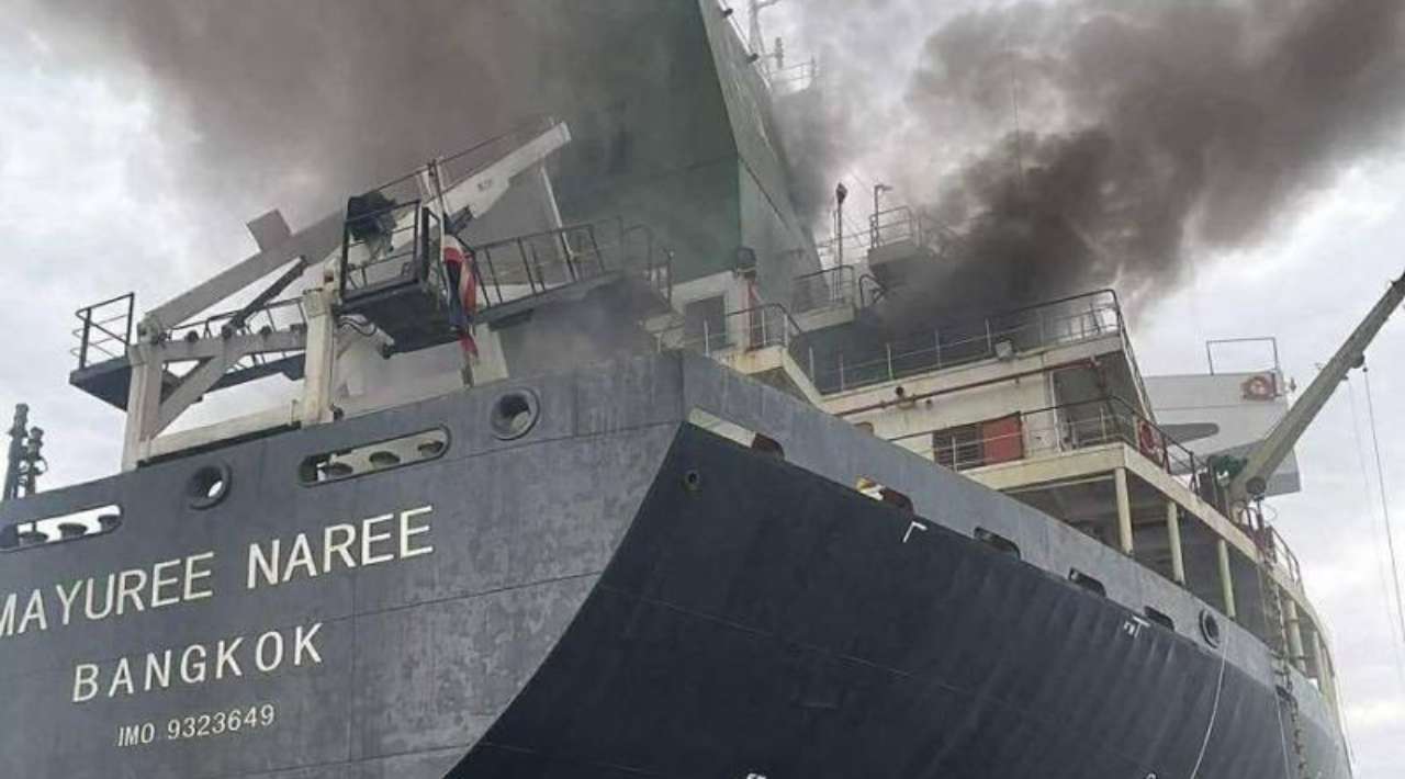 Irán habría orquestrado ataques a 3 embarcaciones en el Estrecho de Ormuz.