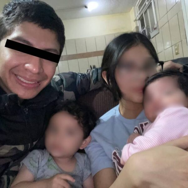 A dos años del asesinato de Marco Ulises Aguilar Manrique en la avenida Juárez de Puebla, su padre denuncia irregularidades en el proceso judicial.