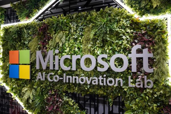 Microsoft se une a Google y confirma la instalación de un laboratorio de Inteligencia Artificial en el estado de Puebla. FOTO: Microsoft News.