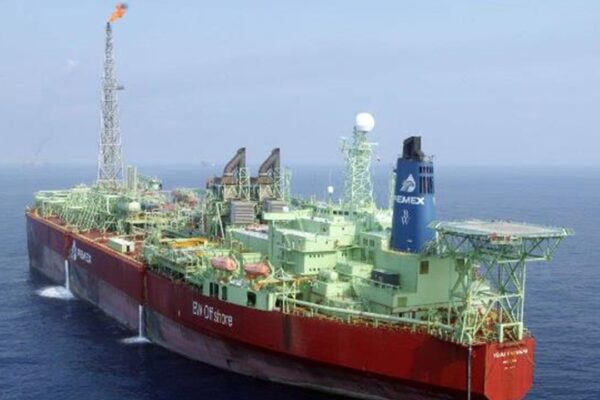Las exportaciones de PEMEX repuntaron hacia Estados Unidos tras el alza en los precios del crudo provocada por el conflicto en Medio Oriente. FOTO: Pemex.