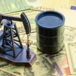 El conflicto en Medio Oriente sacude al mercado petrolero: cierres en Qatar, Arabia Saudita, Irak e Israel dispararon el crudo hasta 13%. IMAGEN: Revista E&N.