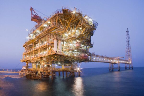 Israel atacó el importante yacimiento gasífero South Pars de Irán, quien en respuesta bombardeó una refinería de Ras Laffan en Qatar. FOTO: Doha News.