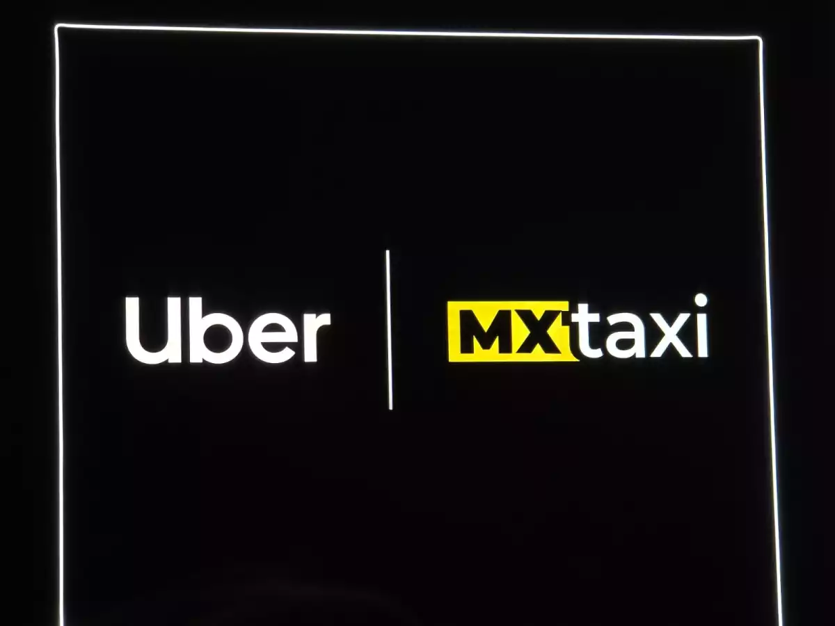 Tras años de tensiones Uber y taxistas de CDMX entran en una nueva etapa con la colaboración entre plataformas digitales y el transporte tradicional. IMAGEN: Selene Ramírez.