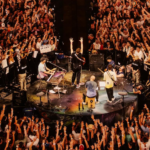 Gianni Infantino confirmó que la final del Mundial 2026 tendrá, por primera vez, un "halftime show" al estilo Super Bowl, protagonizado por Coldplay. FOTO: Anna Lee Media.