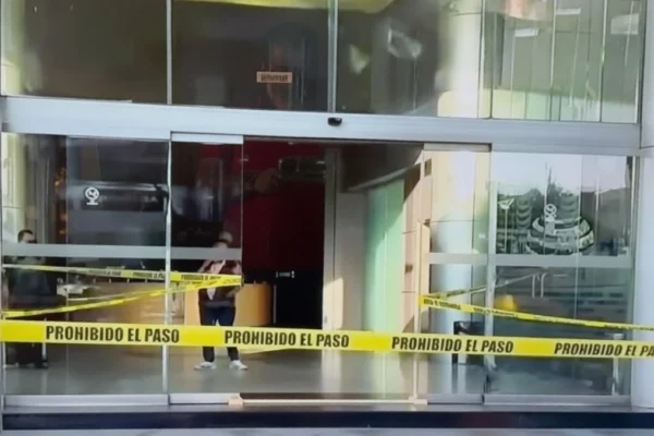 SSC de Puebla descartó asalto al banco Inbursa en la colonia Nueva Antequera; Félix Pallares aclaró que el robo ocurrió en una oficina de consultoría aledaña.