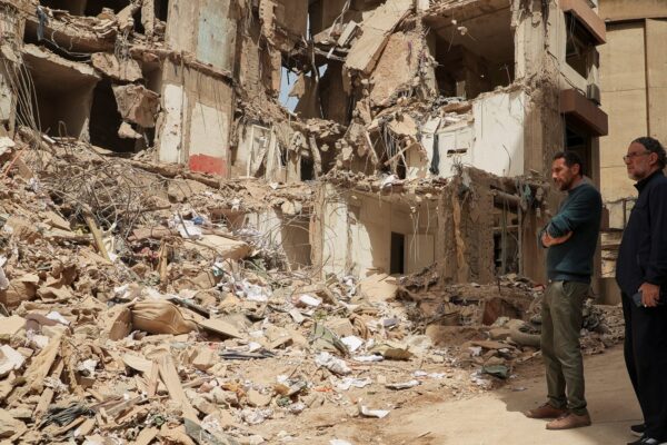 Israel y Líbano acuerdan tregua de 10 días tras semanas de tensiones. FOTO: Reuters.