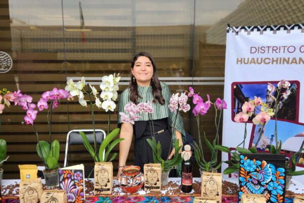 La diputada federal Gissel Santander impulsó la promoción de la Feria de Puebla en la Cámara de Diputados destacando la riqueza cultural del estado.