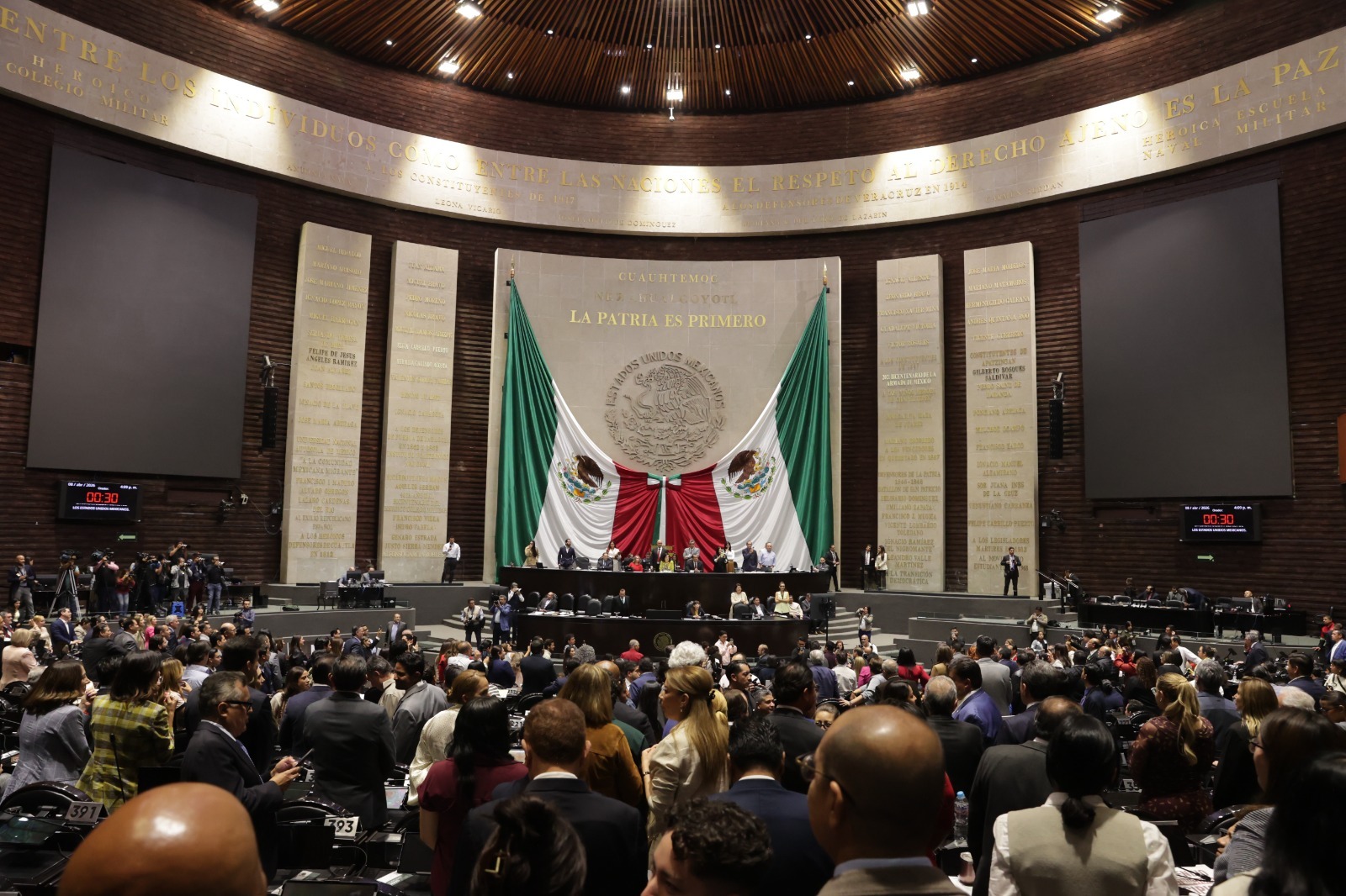 La Cámara de Diputados aprobó el “Plan B” electoral, con recortes a congresos, ayuntamientos y al Instituto Nacional Electoral. FOTO: Diputados MX.