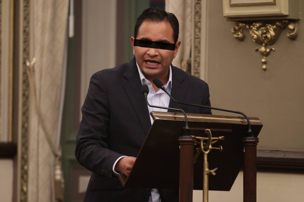 Cae de nuevo Uruviel N.; suma proceso por ejercicio indebido de funciones públicas.