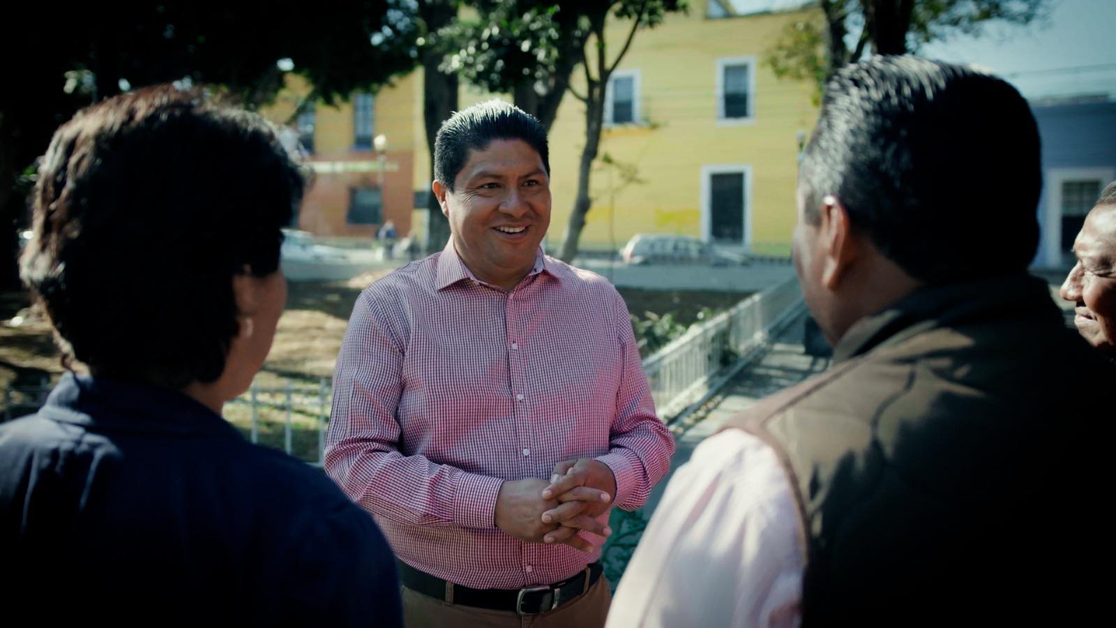 Acusan a Alfredo Romero de despojo y falsificación de documentos en Cuautlancingo. FOTO: Redes sociales.