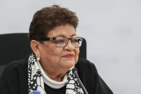 FGR sostiene que descarrilamiento del Tren Interoceánico no fue por fallas en la obra y confirma responsabilidades de operador y despachador. FOTO: FB Ernestina Godoy,