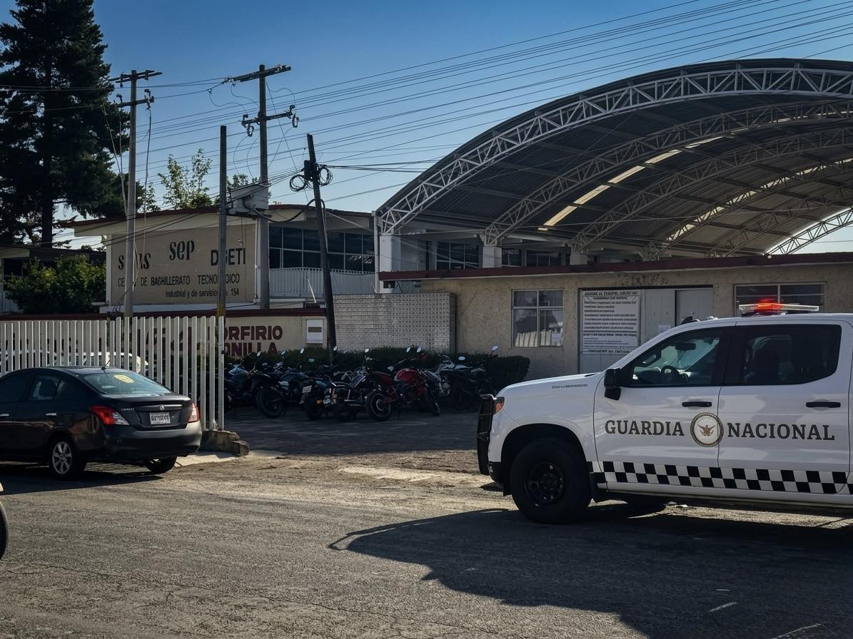 Ahora en Tlaxcala; activan protocolos de emergencia tras localizar amenaza de tiroteo en tres escuelas. FOTO: Intlax.