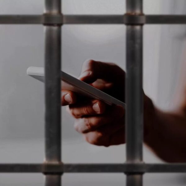 Iniciativa en Puebla busca frenar extorsión desde penales con penas severas a custodios y mandos. FOTO: El Sol de Yucatán.