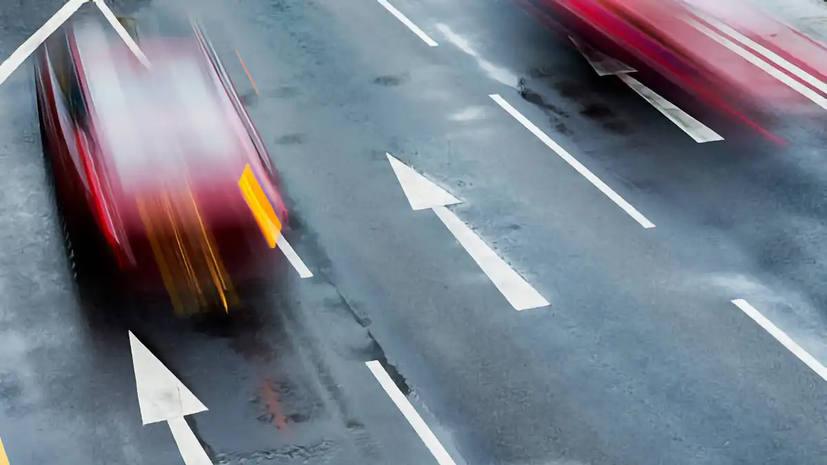 El 91% de automovilistas con placas foráneas reinciden en exceso de velocidad