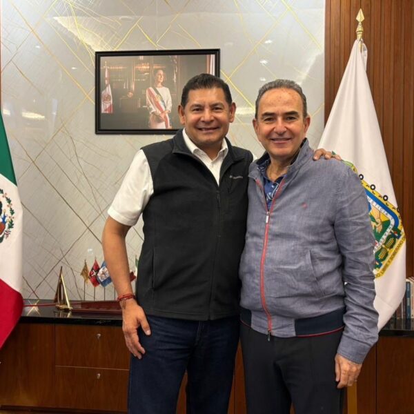 Alejandro Armenta Mier y Jorge Estefan Chidiac se reúnen tras dos años de tensiones. FOTO: X @EstefanChidiac.
