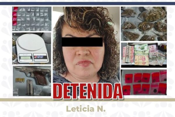 Desmantelan "narcotiendita" en el centro de San Pedro Cholula, logrando la detención de Leticia “N.”. IMAGEN: FGE Puebla.