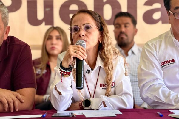 “Una barda no entrega candidaturas”, dice Alfonso Bermúdez sobre la propaganda de Morena en Puebla. FOTO: X @OlgaRomeroGC.