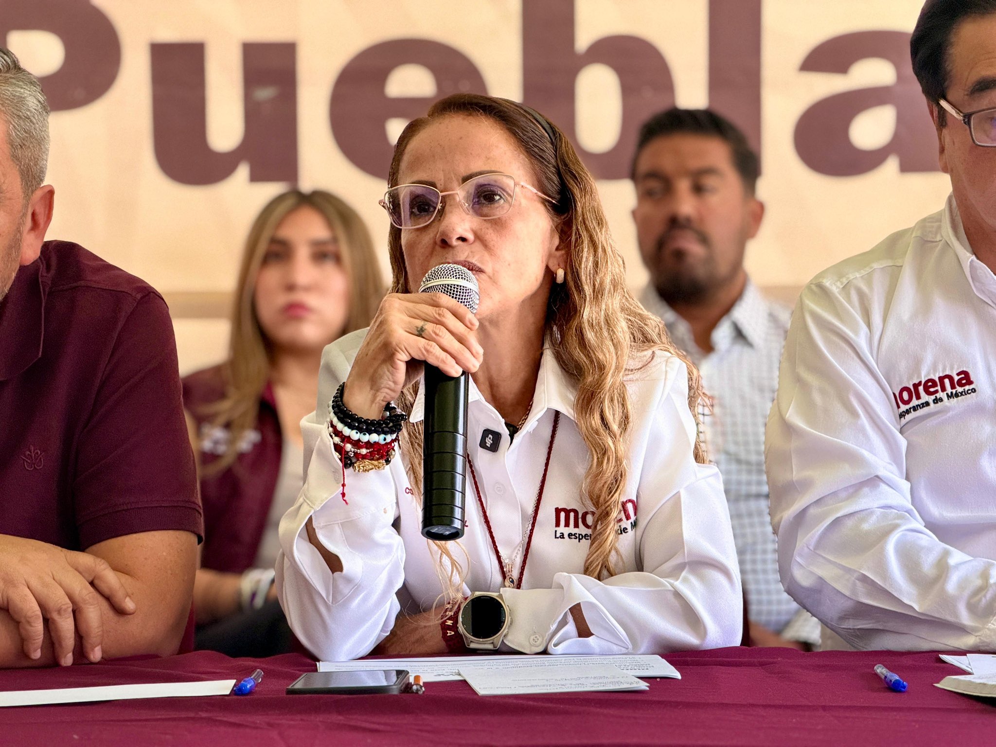 Morena Puebla califica como “inofensivas” las bardas de funcionarios; descarta sanciones