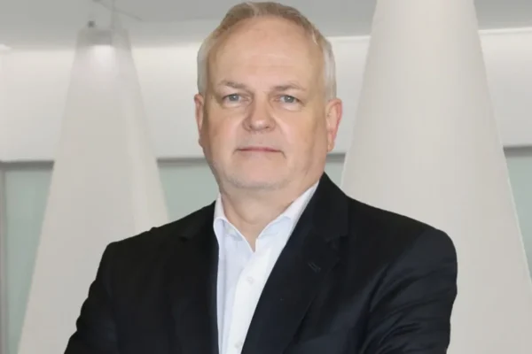 Stephan Meier toma el mando de las relaciones laborales en Volkswagen en un escenario de alta tensión. FOTO: El Heraldo de Puebla.