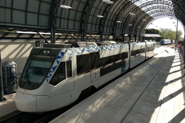 Confirman la viabilidad del tren Puebla-Atlixco; tendría 23 paraderos y capacidad para 80 mil pasajeros.