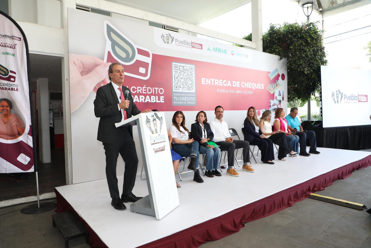 Pepe Chedraui entrega apoyos de “Tu Crédito Imparable” para impulsar negocios locales.