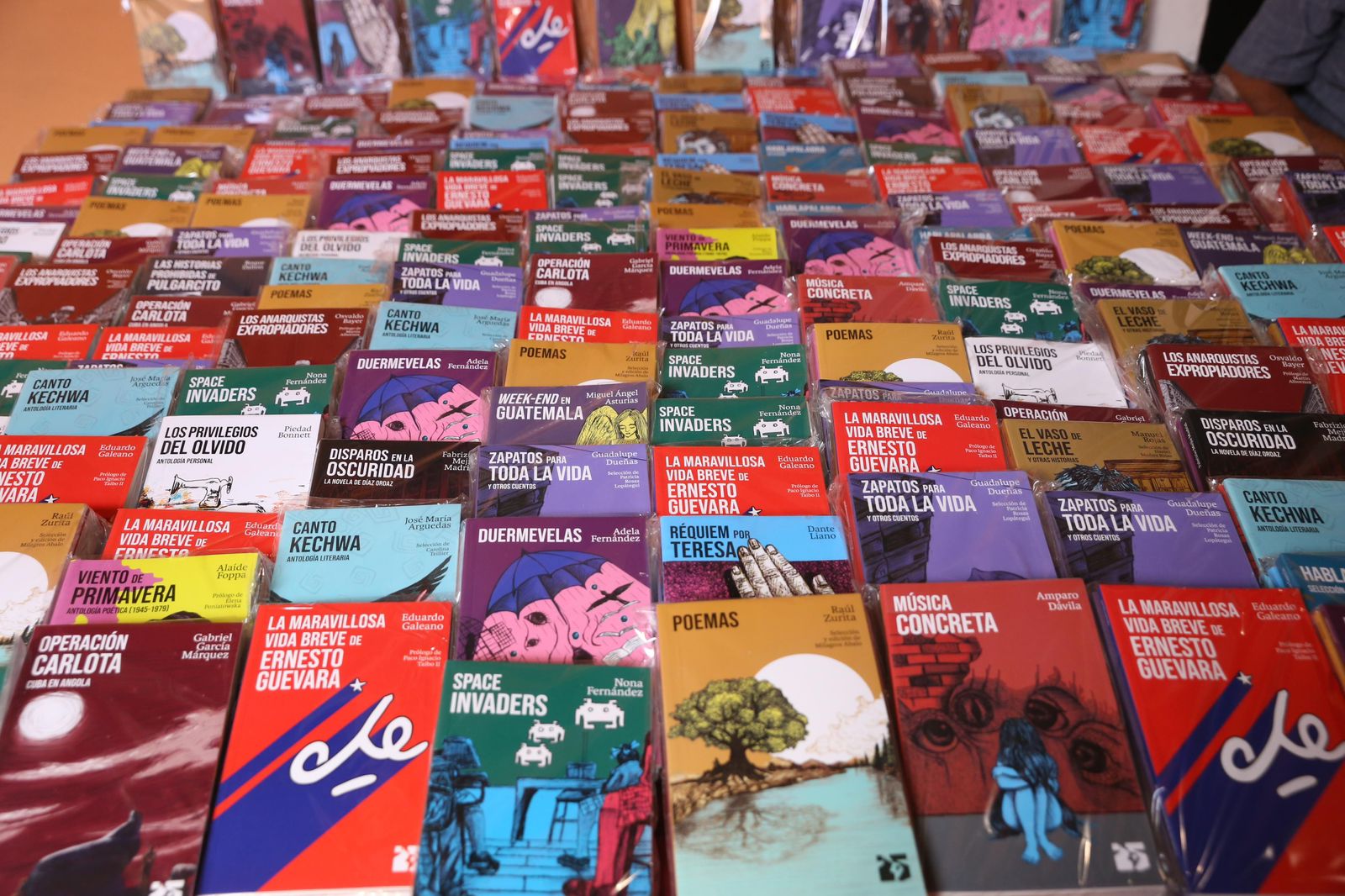 “25 para el 25”: Puebla recibe acervo latinoamericano para fomentar la lectura