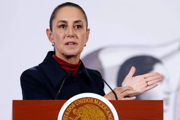 Murieron en Chihuahua dos agentes norteamericanos luego de un operativo antidrogas; Sheinbaum cuestionó la legalidad de la incursión.