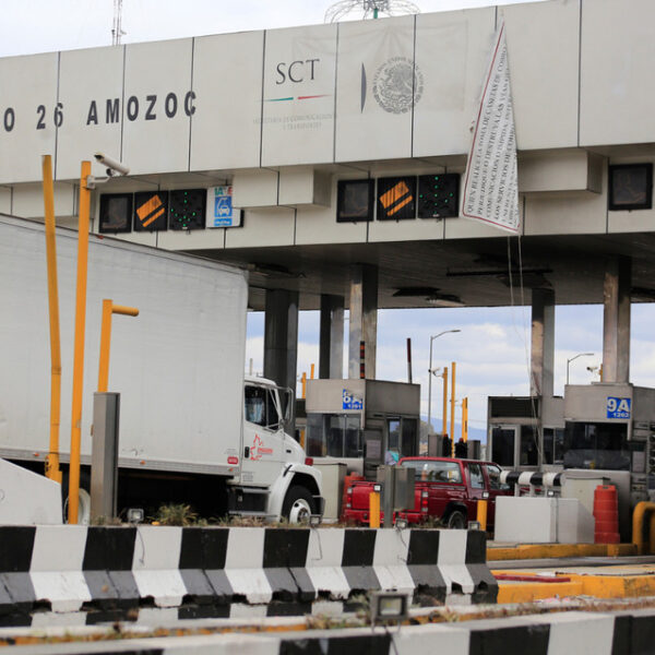 CAPUFE eleva hasta 5% cuotas en carreteras; en la autopista México-Puebla: autos pagarán 226 pesos y motos 113 a partir de hoy.