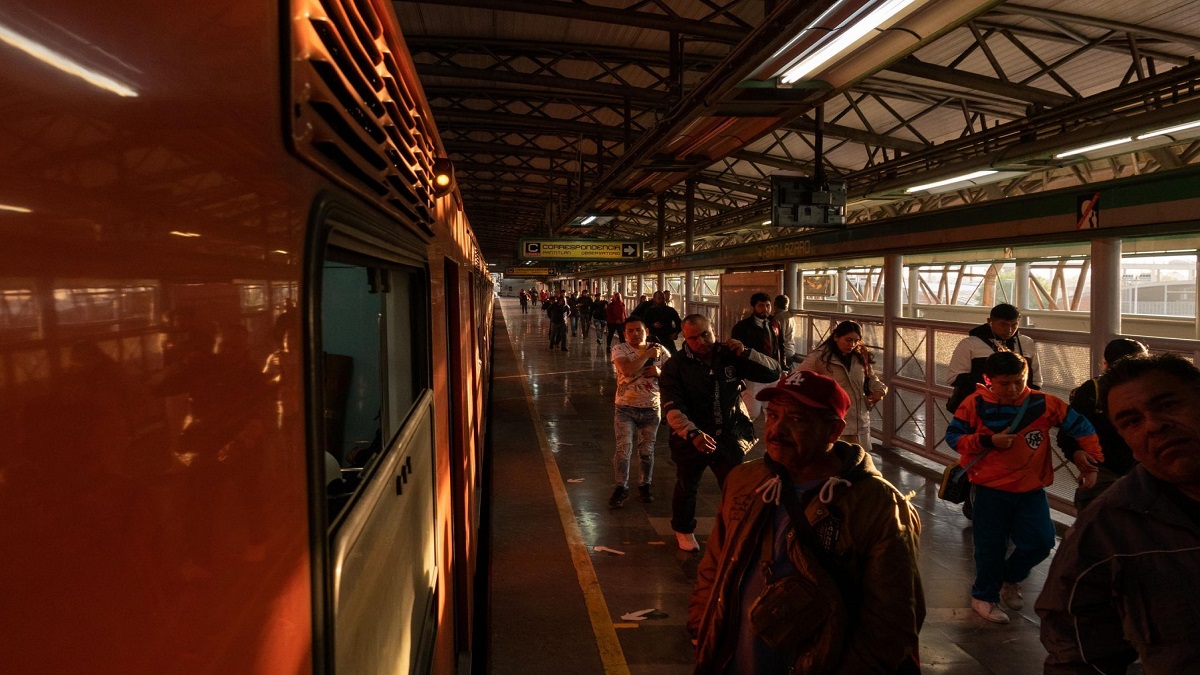 Sindicato del Metro CDMX denuncia fallas críticas en trenes e instalaciones; realizan paros parciales de labores