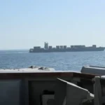 Estados Unidos interceptó un buque iraní en el mar Arábigo y elevó la tensión con Irán, que promete represalias. IMAGEN: CENTCOM.