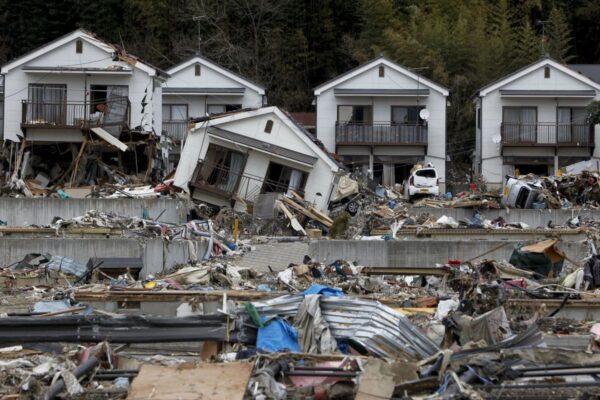Sismo de magnitud 7.7 activa alerta de tsunami en Japón; autoridades ordenan evacuaciones. FOTO: EFE.