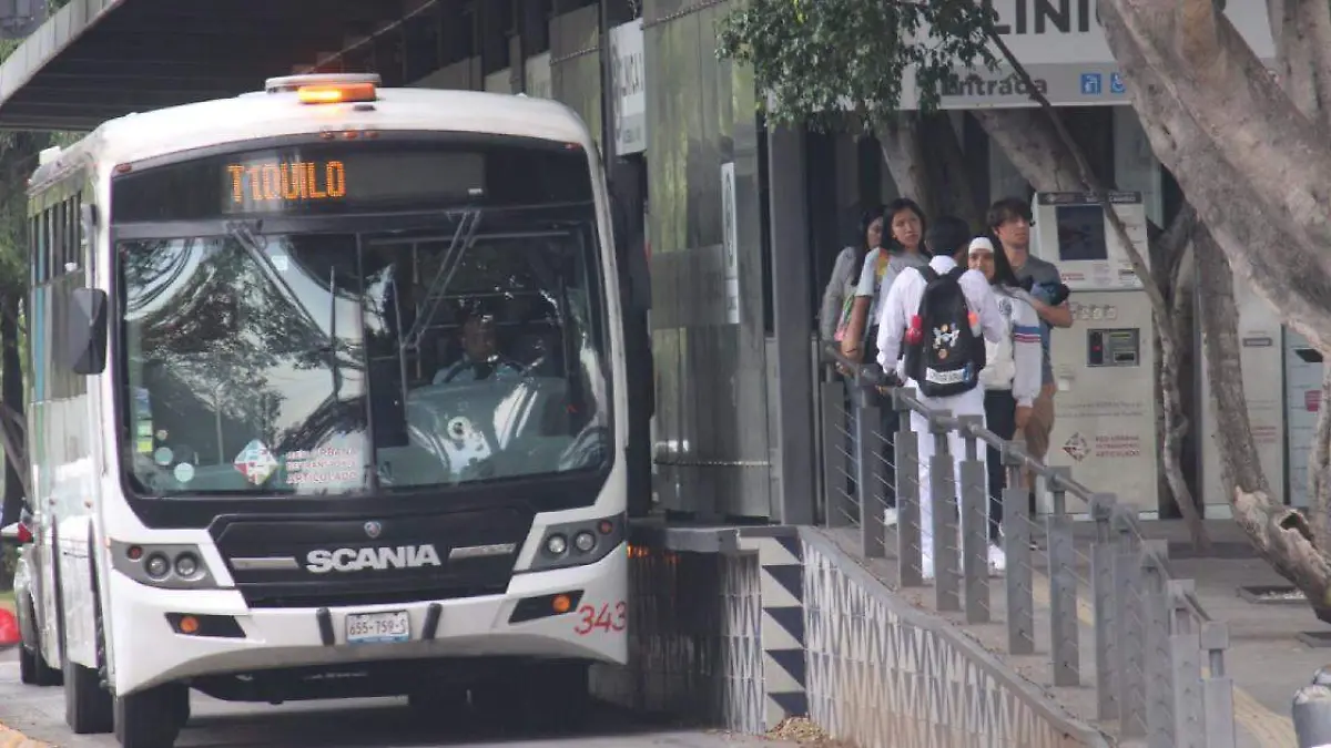 Puebla lidera crecimiento nacional en transporte público; RUTA sube 13% en febrero