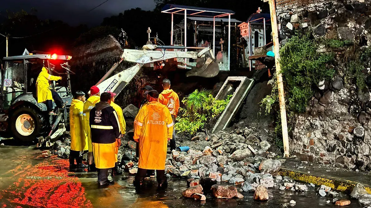 Saldo de la tromba en Atlixco: 25 casas inundadas y severos daños en 30 calles FOTO: El Sol de Puebla.