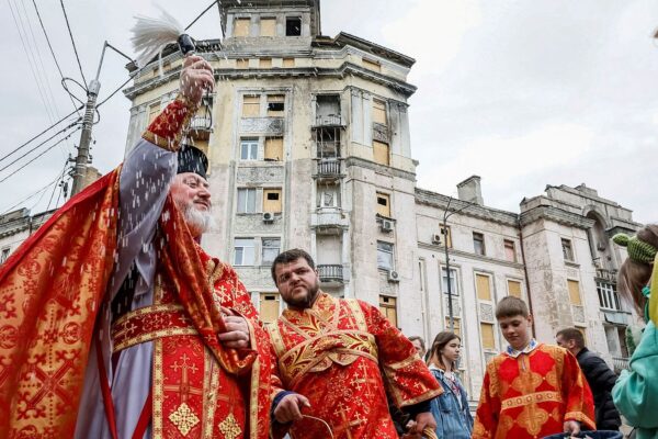 Rusia y Ucrania pausan temporalmente el conflicto con motivo de una de las celebraciones religiosas más importantes del calendario ortodoxo. IMAGEN: RTVE.es